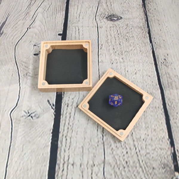 Sycamore Exalted Dice Vault